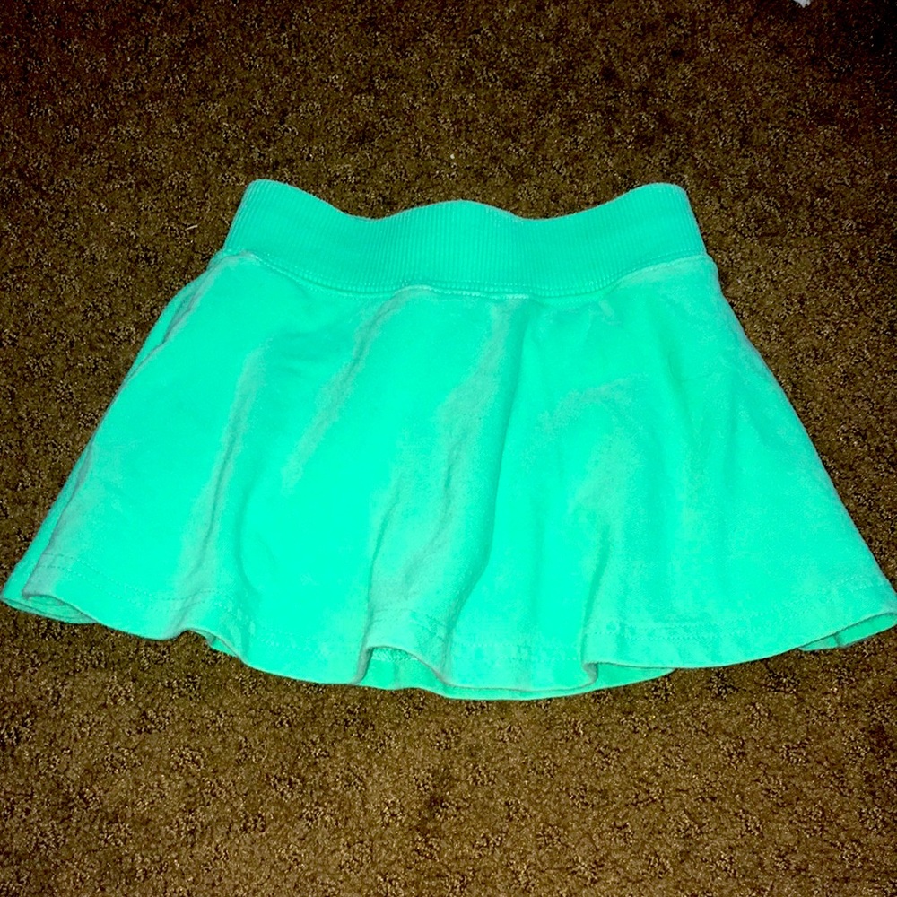 Skort Girls 2T stretch waist solid green EUC